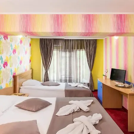 Point Hotel 2*