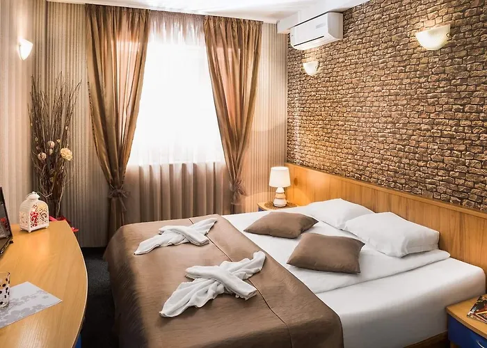 酒店 中心点酒店